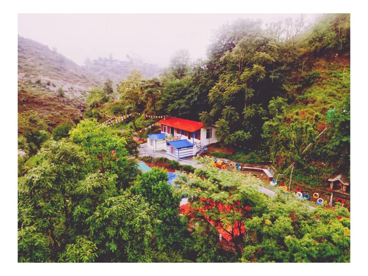 The Stream Side Hostel Mussoorie Ngoại thất bức ảnh