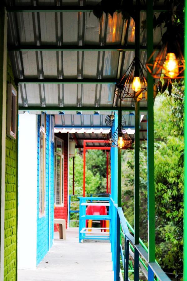 The Stream Side Hostel Mussoorie Ngoại thất bức ảnh